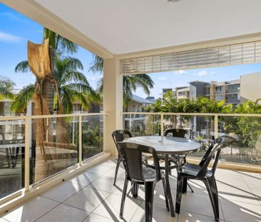 Modern Furnished Apartment - Resort Style Living - Photo 6