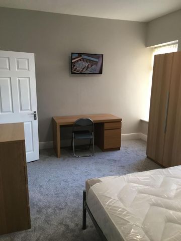 5 bedroom house to rent - Photo 4