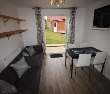 1 bedroom in a house share to rent - Photo 5