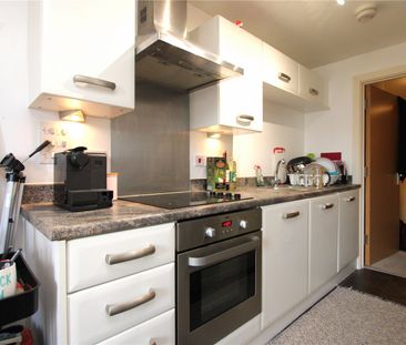 1 bedroom apartment to rent - Photo 4