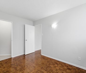 For Lease - 2360 Dundas Street Unit# 2719B, Toronto, Ontario - Photo 6