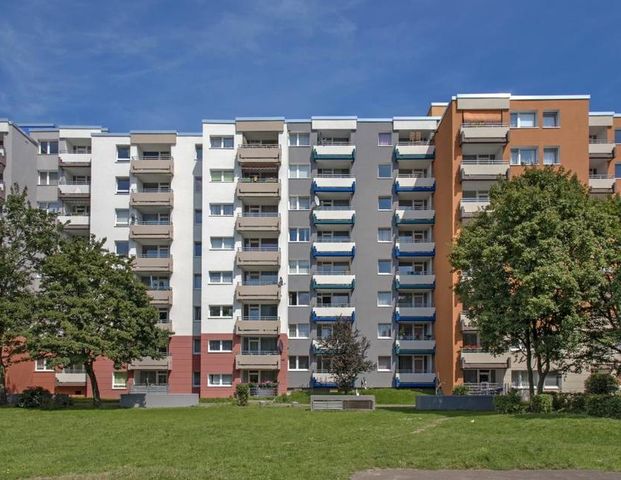 Demnächst frei! 2-Zimmer-Wohnung in Düsseldorf Hassels - Foto 1