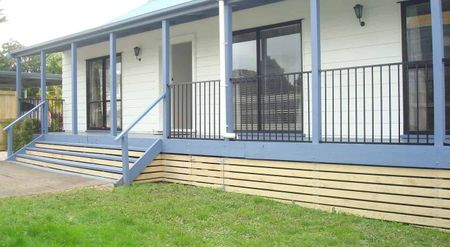 Charming 3BR Highland Park Haven - Photo 3