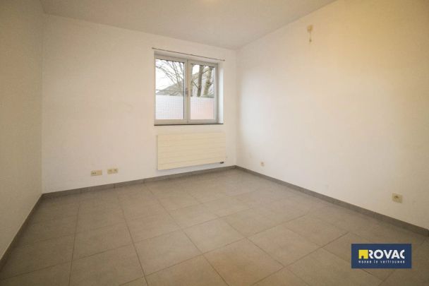 Nabij centrum gelegen instapklaar gelijkvloers appartement met 1 slaapkamer (68m²) - Foto 1