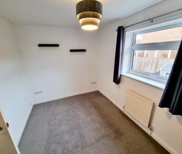 CaldermillDrive, Oakwood, DERBY - Photo 4