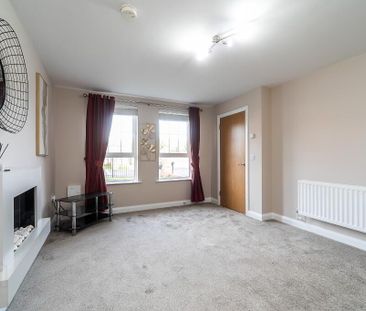 11 Fort Manor, Dromore, BT25 1GG - Photo 2