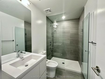 1 QUARRINGTON Lane #1110 - Photo 3