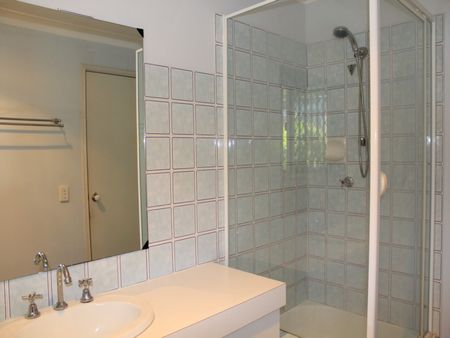 74 GARRO STREET, Sunnybank Hills QLD 4109 - House For Rent | Domain - Photo 5