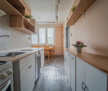 Pronájem bytu 2+1 s lodžií, 59 m - Fotografie 5