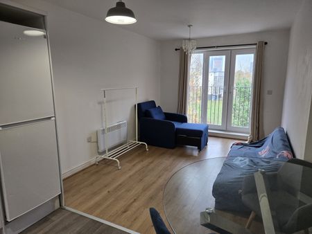 2 Bed Flat, East Union Street, M16 - Photo 2