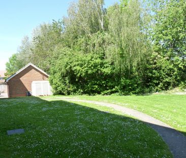 2 bedroom flat to rent - Photo 6