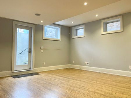 For Lease - 597 Montbeck Crescent Unit# Lower, Mississauga, Ontario - Photo 3