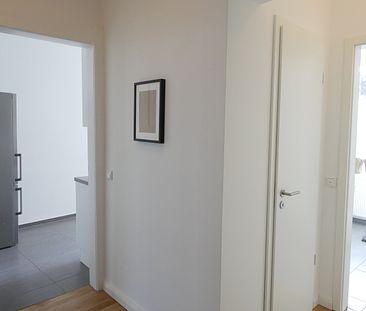 Modern möblierte Wohnung mitten in Kleefeld – mit Internet - Foto 3