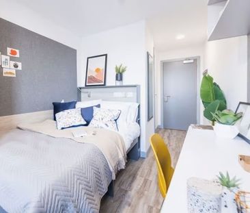 Room in a Shared Flat, Onyx, B4 - Photo 3