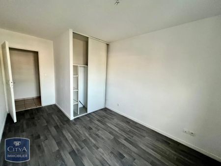 Appartement à louer 3 pièces 65.62m² - Photo 2
