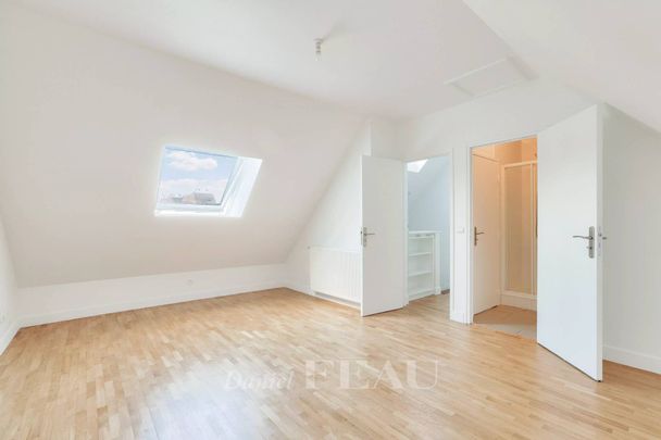 Location maison, Nanterre, 9 pièces, 322 m², ref 85118897 - Photo 1