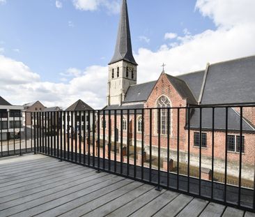 Modern en lichtrijk appartement met uniek uitzicht in hartje Elversele - Photo 1