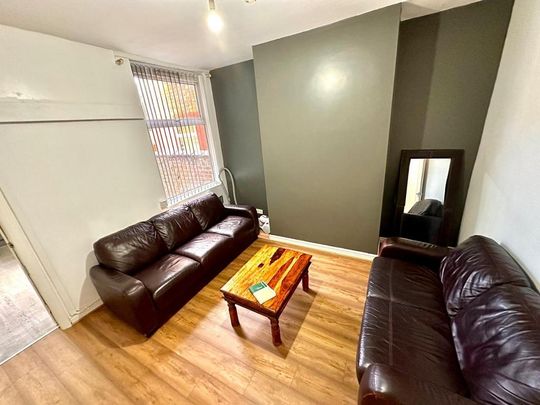 4 bedroom house to rent - Photo 1