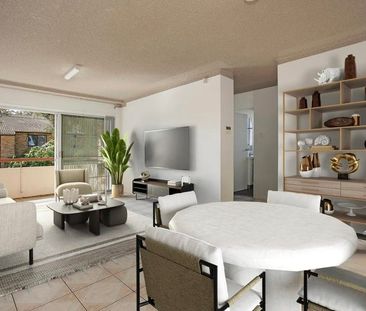 PRIME LOCATION - Photo 1