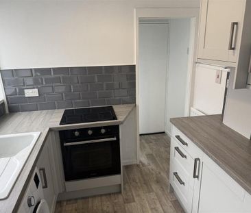 3 bedroom maisonette to rent - Photo 6