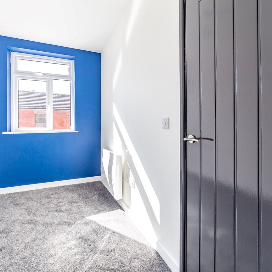 2 Bed Flat, Liverpool Street., M6 - Photo 1