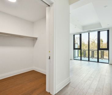 42 Carmichael Ave, ON, CA, Toronto - Photo 5