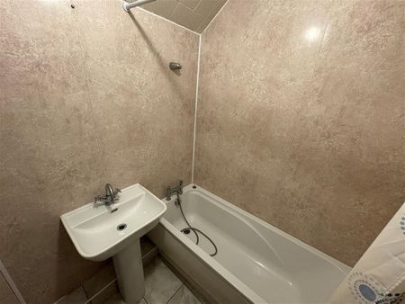 Runnymede Road, DONCASTER - Photo 5