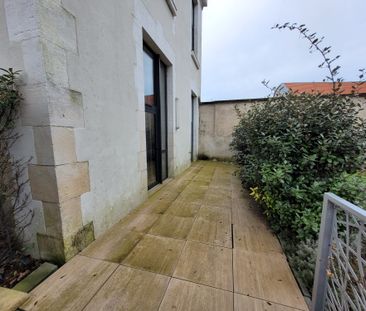 Location Appartement 1 pièce 30m² LA ROCHELLE 17000 - Photo 4