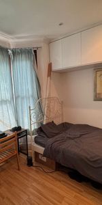 Room in a Shared House, Steele Road, E11 - Photo 3