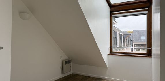 T2 CHU PARKING ET CAVE - Photo 2