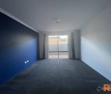 Modern Family Home with Theatre Room, Side Access & Spacious Alfresco - Photo 3