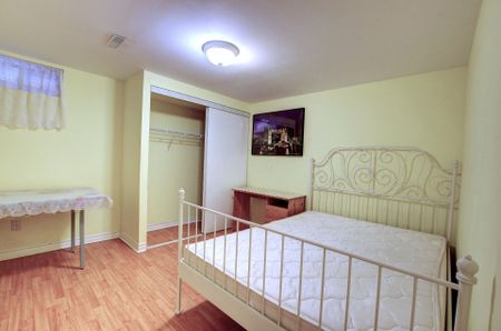 For Lease - 10 Whistler Court, Markham, Ontario - Photo 5