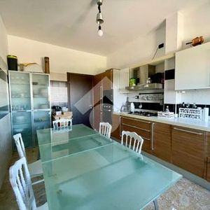 Bilocale in affitto - Photo 2