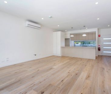 Executive Living In Thirroul - Photo 4