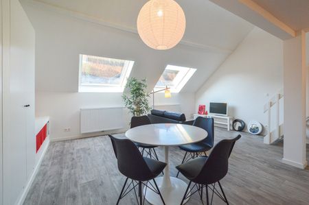 Gemeubelde loft te huur op toplocatie in Oostende - Photo 5