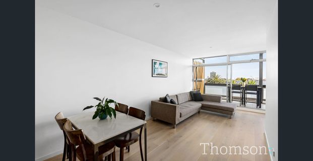 St Kilda Rooftop Stunner! - Photo 1
