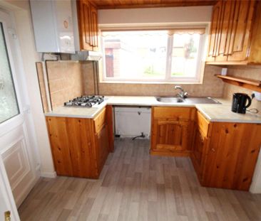 3 bedroom semi-detached house to rent - Photo 1