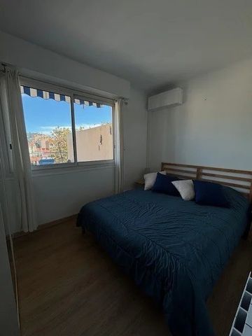 Location Appartement 2 pièces 35m² CANNES 06400 - Photo 4
