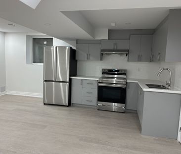 For Lease - 27 Roulette Crescent Unit# Basement, Brampton, Ontario - Photo 6