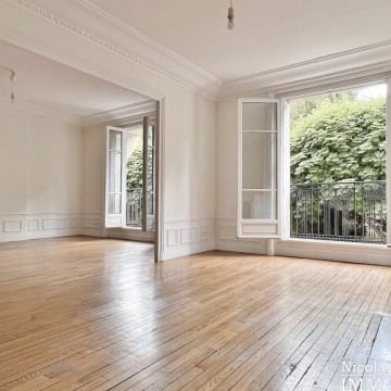 Appartement • Auteuil Nord - Photo 1