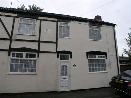 Victoria Street, Brierley Hill - Photo 4