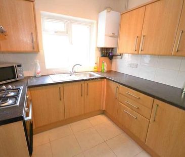 Norris Road, Reading, Berkshire, RG6 - Photo 2