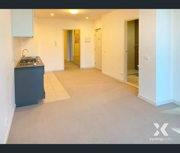 6007/568 Collins Street, Melbourne, Vic 3000 - Photo 6