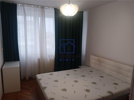 Apartament de inchiriat in Sibiu - 2 camere, decomandat, cu balcon, Bd. Mihai Viteazu de inchiriat - Fotografie 3