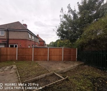 3 Bed End Terrace, Hastilar Road South, S13 - Photo 2