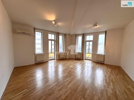 Pronájem bytu 2+kk 82 m2 - Fotografie 2