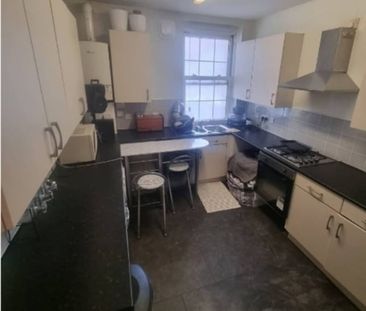 Room in a Shared Flat, Octavia House, W10 - Photo 3