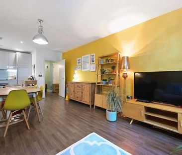 Two Bedroom New Build Flat In Surrey Quays, SE8 - Photo 1