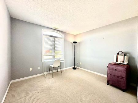 2086 Valin St Unit 7 - Photo 5