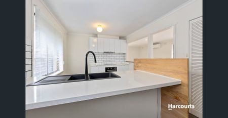 Ideally located 3 bedroom home. - Photo 2